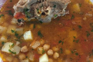 Суп из баранины с нутом