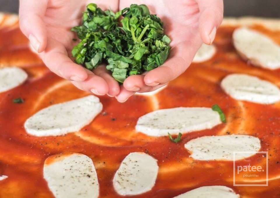 Рулеты с помидорами и моцареллой - Шаг 4