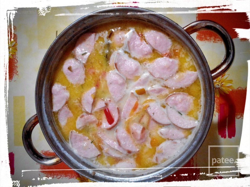  Сырный суп с сосисками и куриным филе - Шаг 10