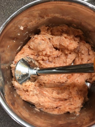 "Вулканы" из сёмги и творога под икорно-сливочным соусом. - Шаг 3