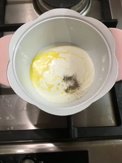 "Вулканы" из сёмги и творога под икорно-сливочным соусом. - Шаг 11