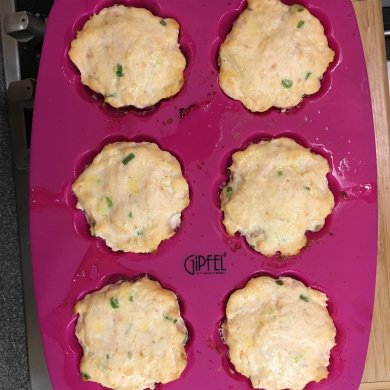 "Вулканы" из сёмги и творога под икорно-сливочным соусом. - Шаг 15