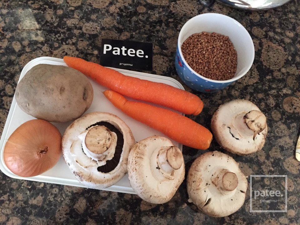 Постный гречневый суп с грибами - Шаг 1