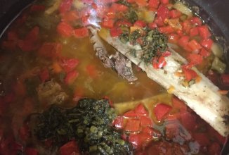 Рёбрышки с кортошечкой