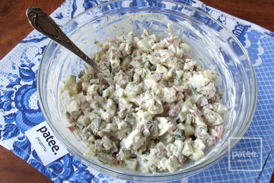 Салат с курицей и колбасой - Шаг 12