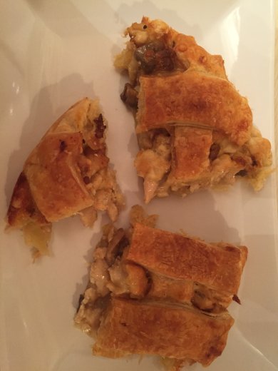 Пирог с курицей и шампиньонами - Шаг 7