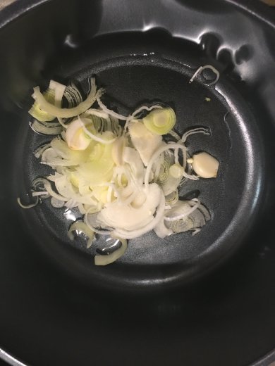 Диетические Котлетки из трески с морковно-томатным соусом для детей и взрослых. - Шаг 7