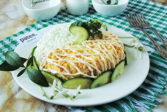 Салат с сельдью и маринованными грибами