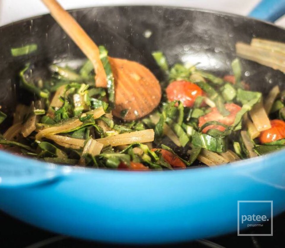 Палтус по-бордоски с листовой свеклой - Шаг 6