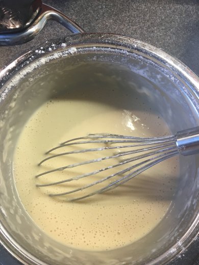 Блинные мешочки с икрой и сметаной "Широкая Масленица" - Шаг 2