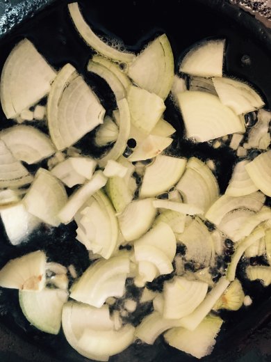 Телятина , тушеная в собственном соку . - Шаг 2