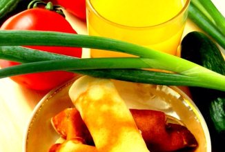 Блинчики с тертым сыром и чесноком