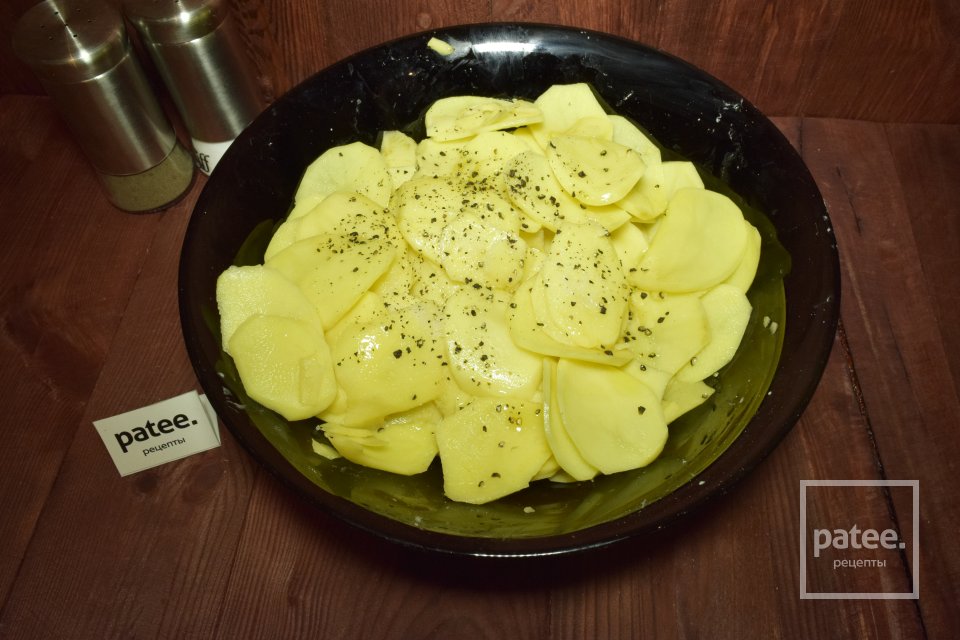 Мясо в духовке по французки - Шаг 3