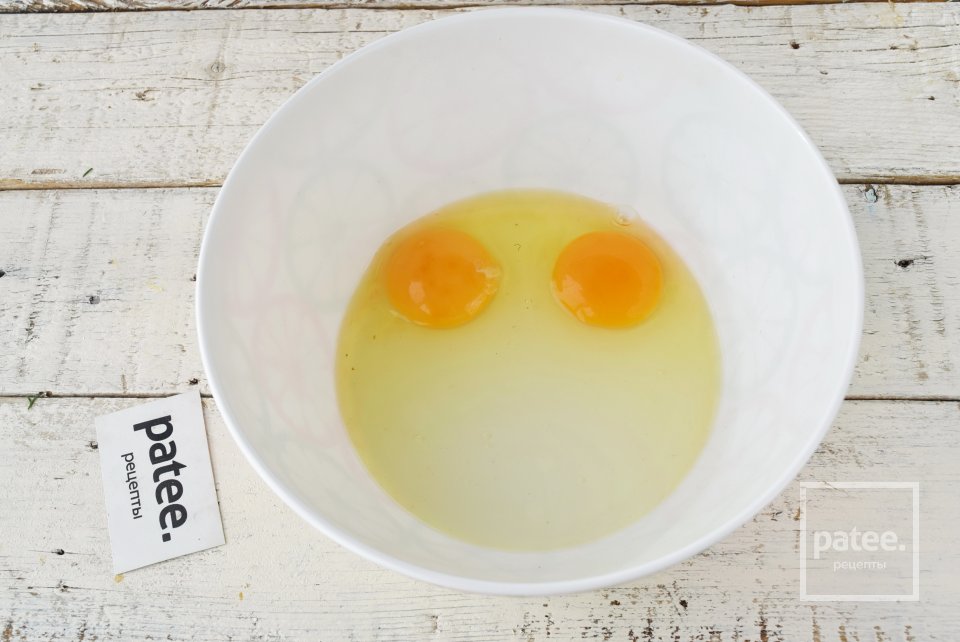 Сырные блины с зеленью - Шаг 2