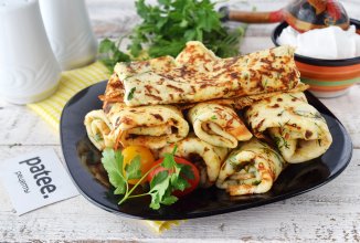 Сырные блины с зеленью