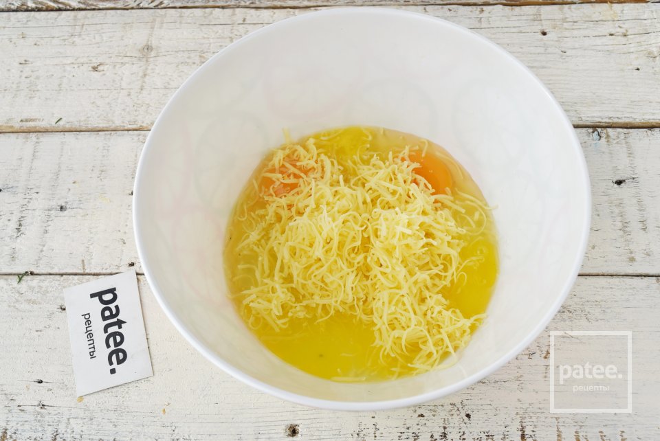 Сырные блины с зеленью - Шаг 5