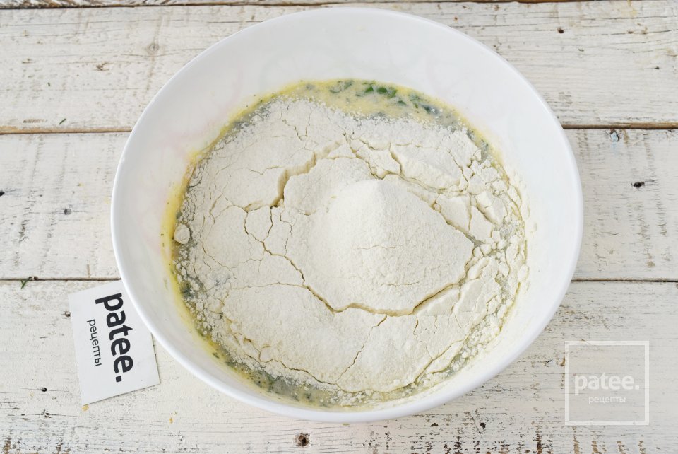 Сырные блины с зеленью - Шаг 10