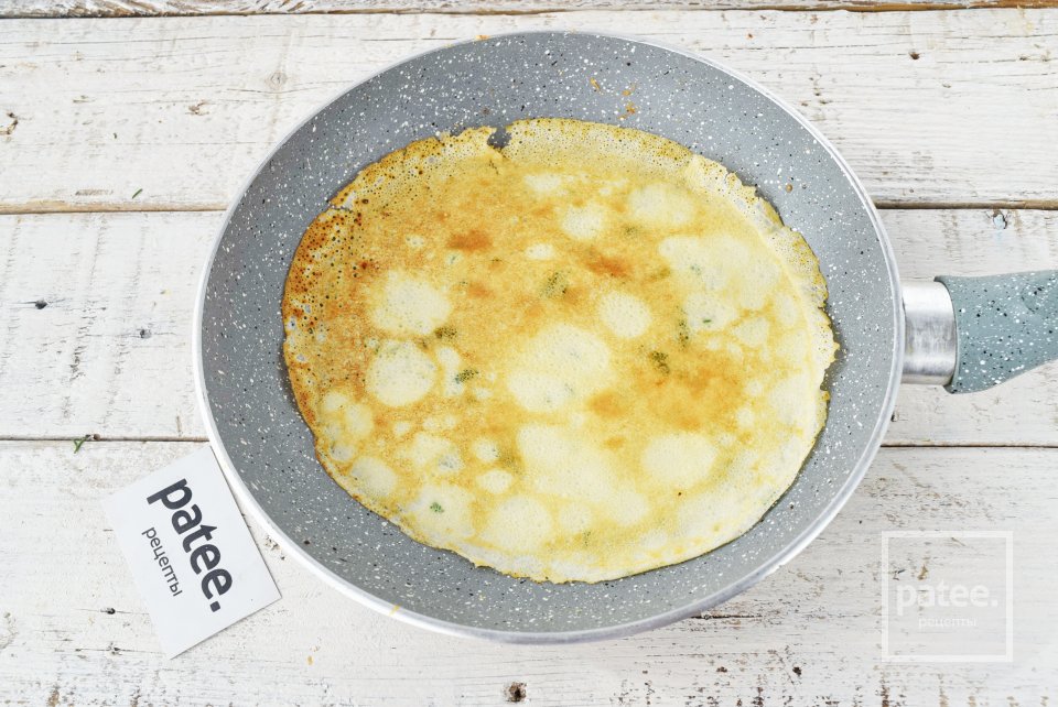 Сырные блины с зеленью - Шаг 12