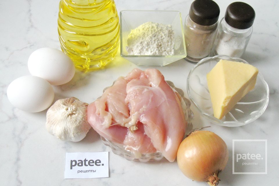 Рубленые шницели из куриной грудки с сыром - Шаг 1