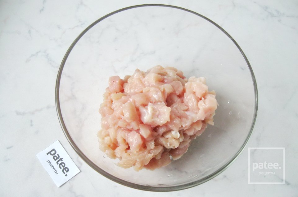 Рубленые шницели из куриной грудки с сыром - Шаг 2