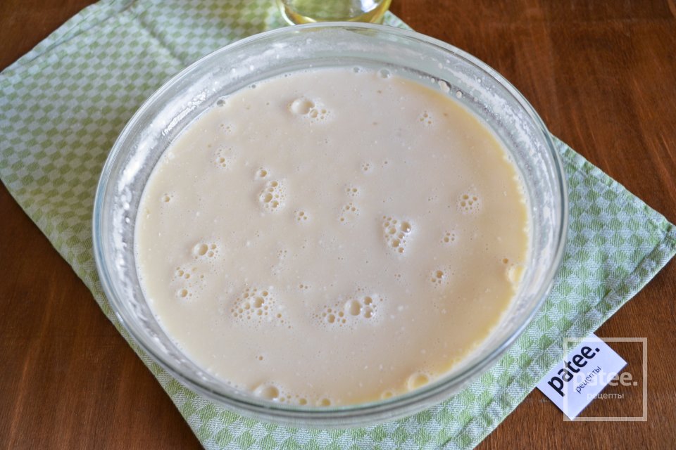 Тоненькие блины на сыворотке - Шаг 7
