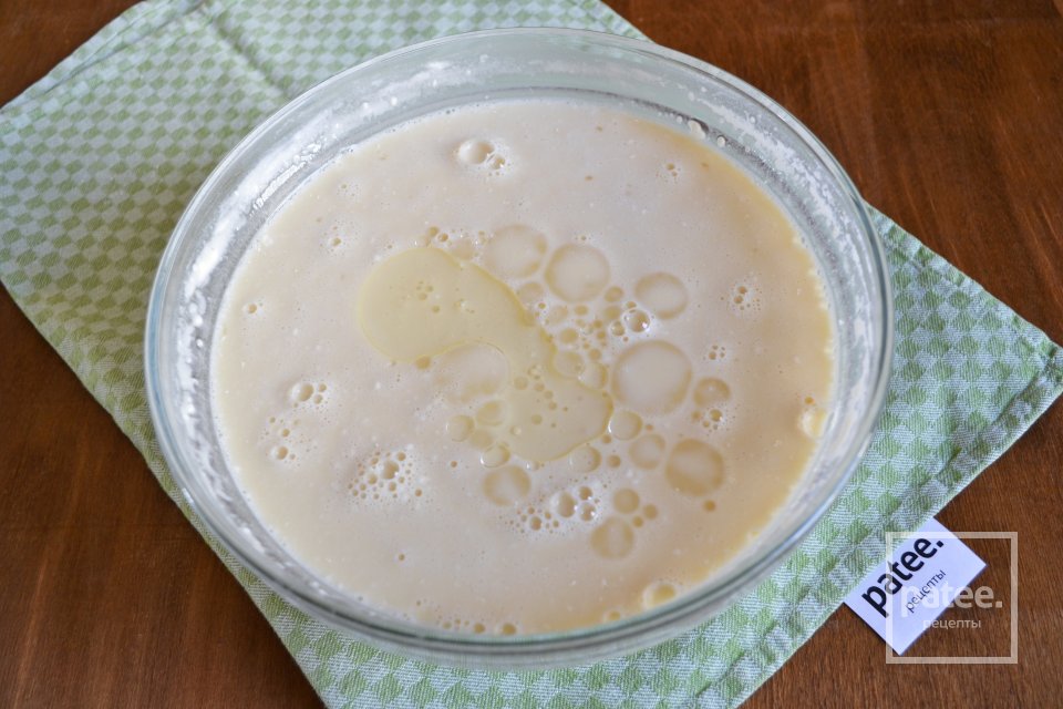 Тоненькие блины на сыворотке - Шаг 8