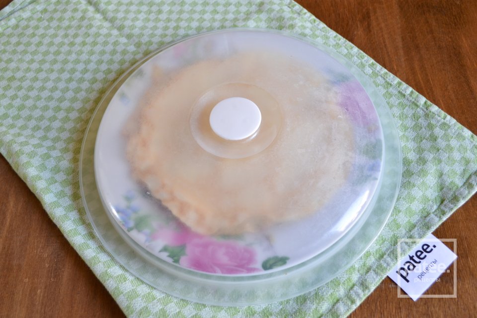 Тоненькие блины на сыворотке - Шаг 10
