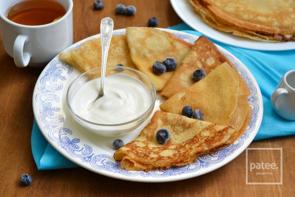 Тоненькие блины на сыворотке - Шаг 12