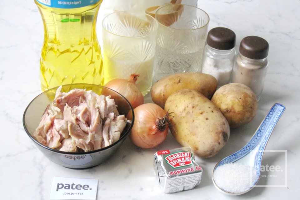 Пирожки с картофелем, курицей и луком - Шаг 1