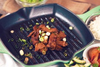 Барбекю по-корейски с соусом самчжан