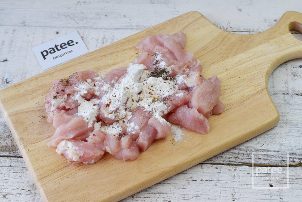 Фрикасе из курицы с грибами - Шаг 3