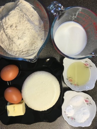 Хачапури с сыром и зелёным луком - Шаг 1