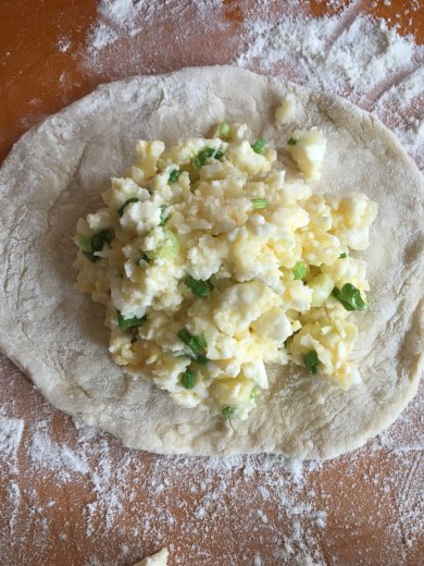 Хачапури с сыром и зелёным луком - Шаг 9