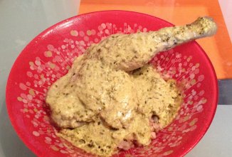 Индюшачьи ножки в зеленом сливочном соусе