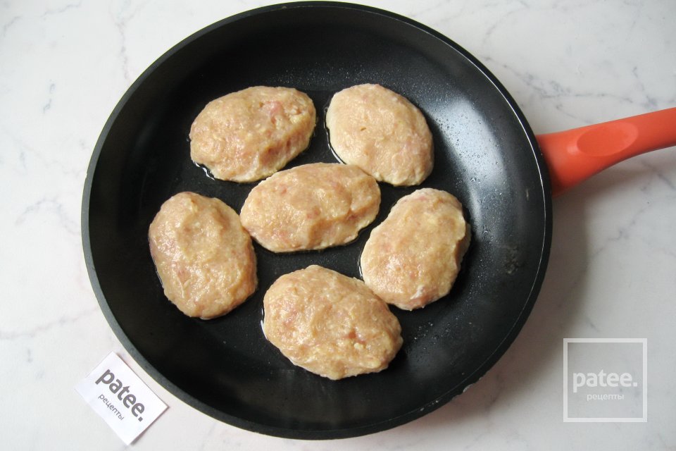 Котлеты в подливе - Шаг 8