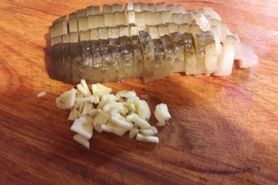 Тушеная капуста с солеными огурцами - приготовление