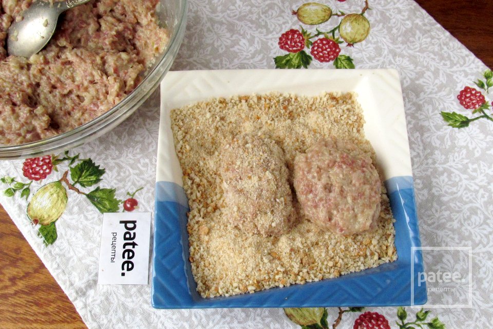 Котлеты из свиного языка - Шаг 11