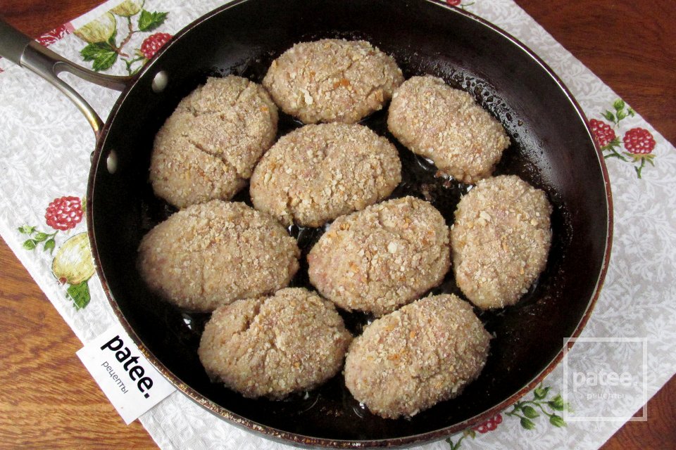 Котлеты из свиного языка - Шаг 12