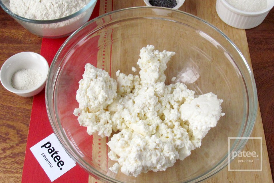 Творожные пончики с маком - Шаг 2