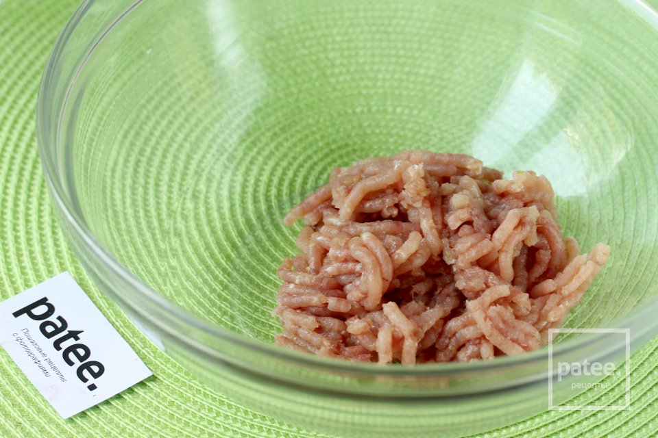 Кабачковые оладьи с фаршем - Шаг 2