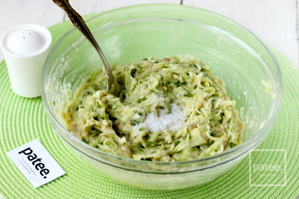 Кабачковые оладьи с фаршем - Шаг 7