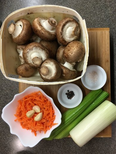 Постная ароматная грибная лапша - Шаг 1