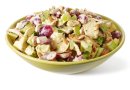 Куриный салат с виноградом, кешью и яблоками