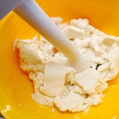 ПП Творожная запеканка без муки, с изюмом и курагой - Шаг 2