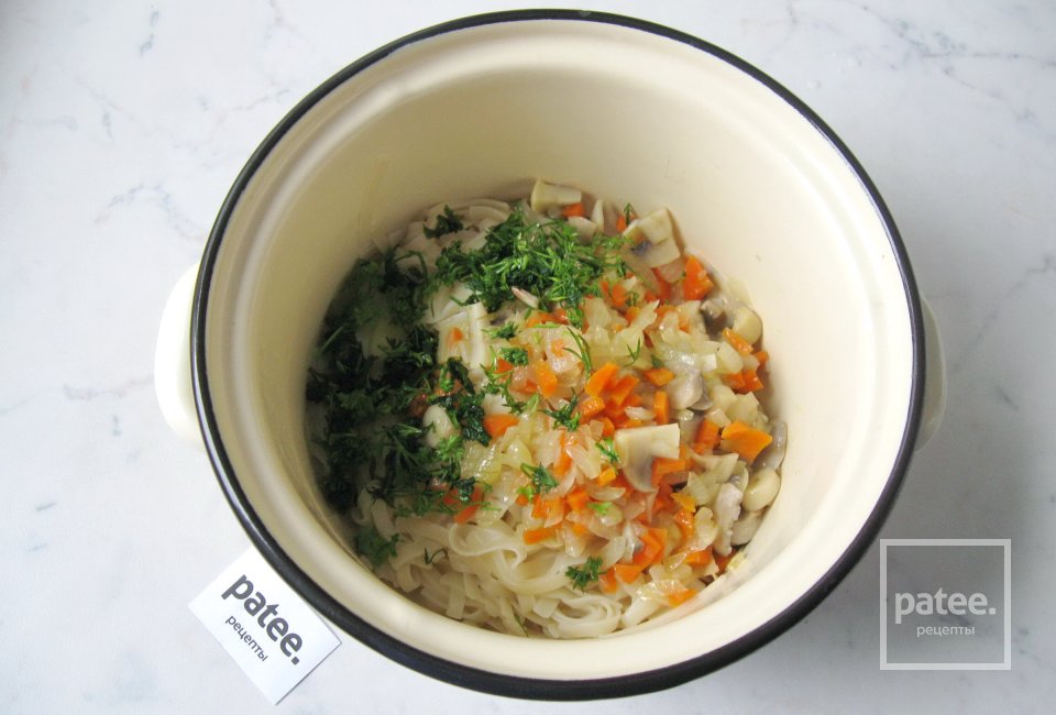 Лапшевник с грибами - Шаг 8