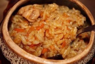 Куриный плов в горшочках