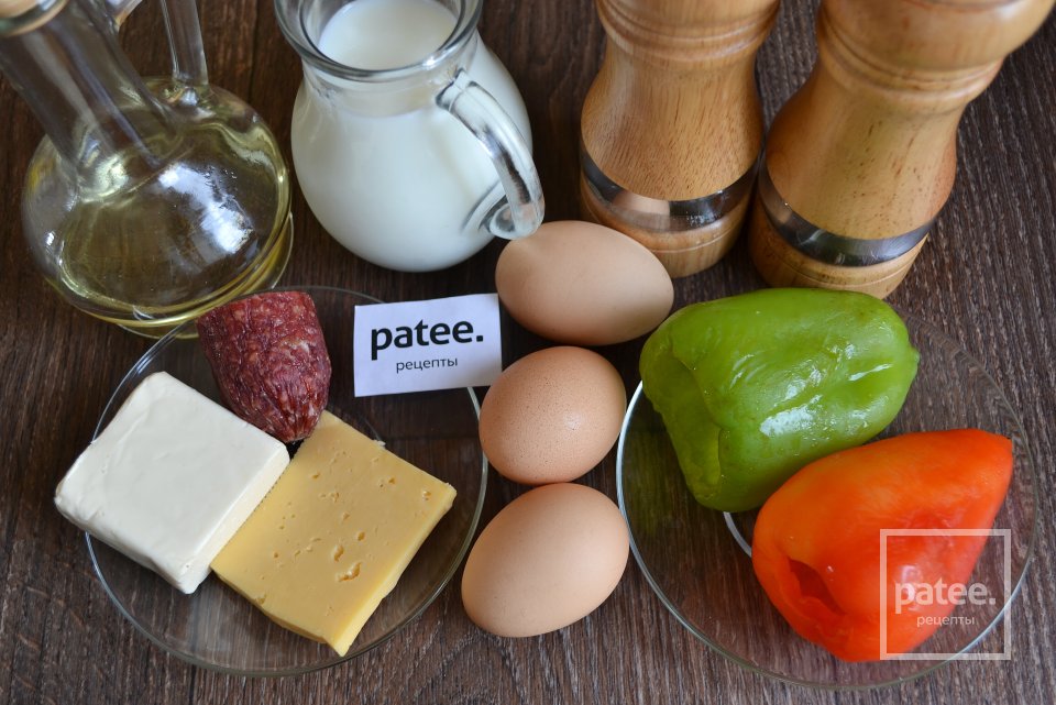 Фриттата с болгарским перцем и сыром - Шаг 1