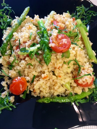 Булгур со спаржей и томатами черри - Шаг 12