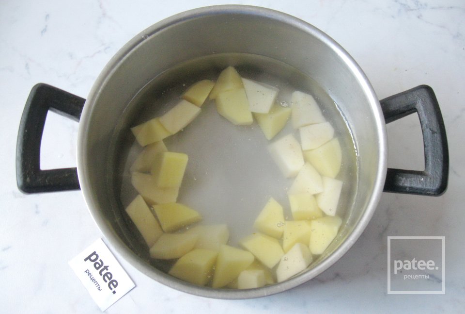 Борщ из щавеля с фрикадельками - Шаг 3