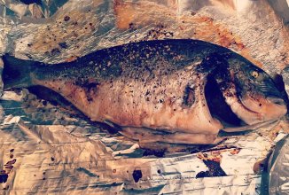 Дорада запеченая